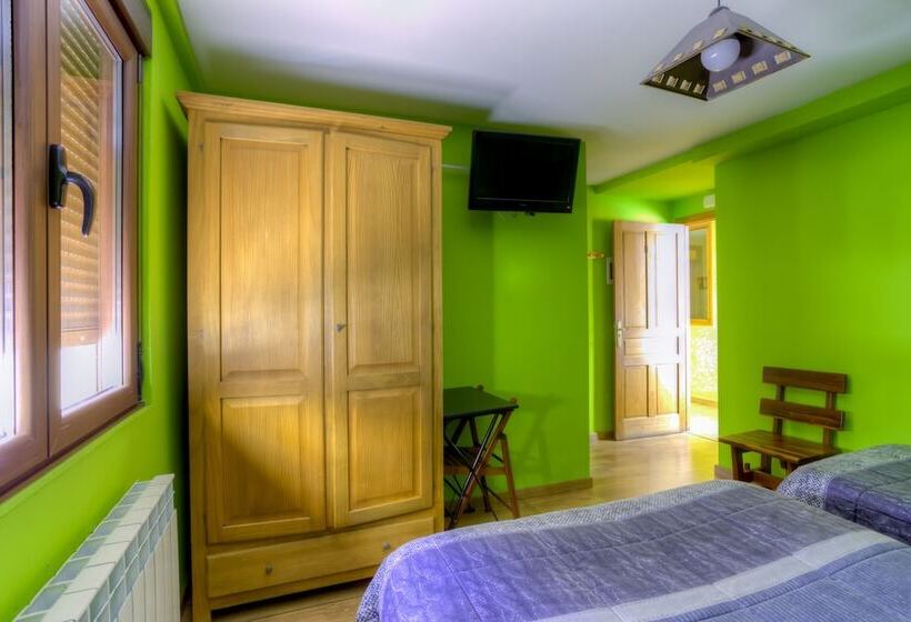 标准三人间, Hostal Rural La Tintoreria