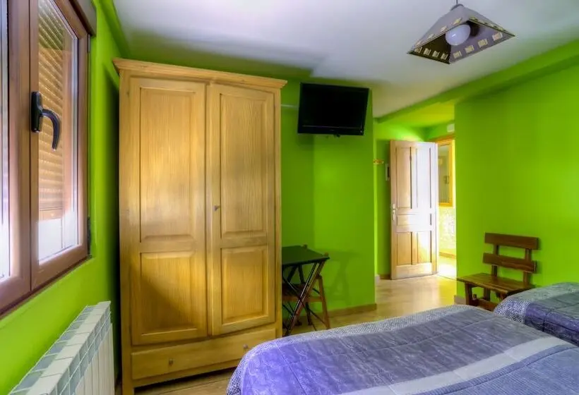 スタンダードトリプルルーム, Hostal Rural La Tintoreria
