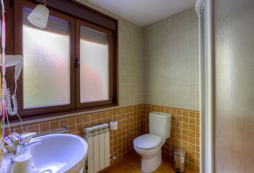 标准三人间, Hostal Rural La Tintoreria