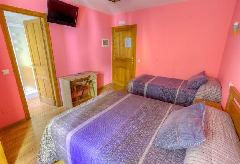 标准三人间, Hostal Rural La Tintoreria