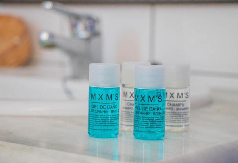 标准间带阳台, La Esperanza Beach  Zona Pubs Y Restaurantes