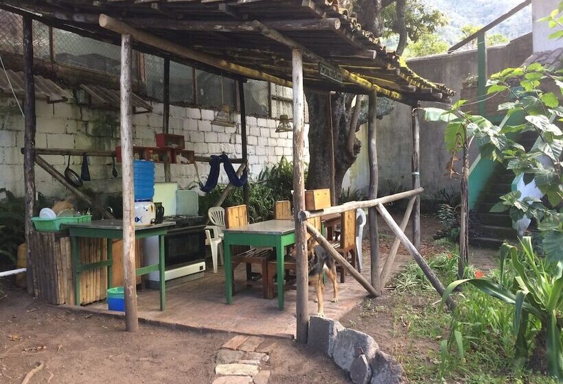 标准间, La Petite Auberge Hostel