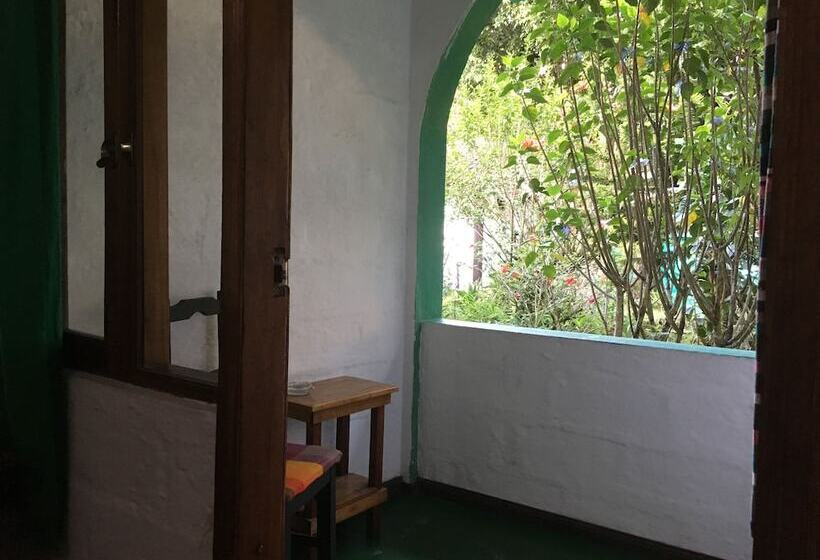 标准间, La Petite Auberge Hostel