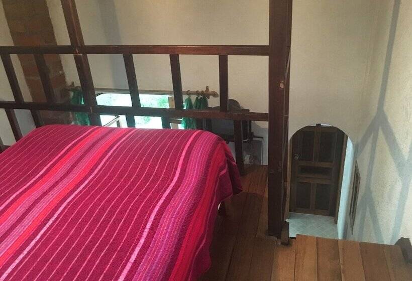 四人标准间, La Petite Auberge Hostel