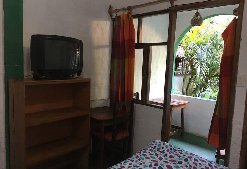 标准间, La Petite Auberge Hostel