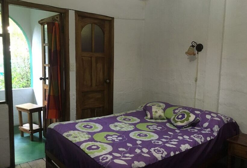 标准间, La Petite Auberge Hostel