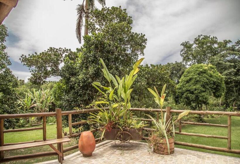 Standard Værelse til 4 pers. Haveudsigt, Paraty Paradiso