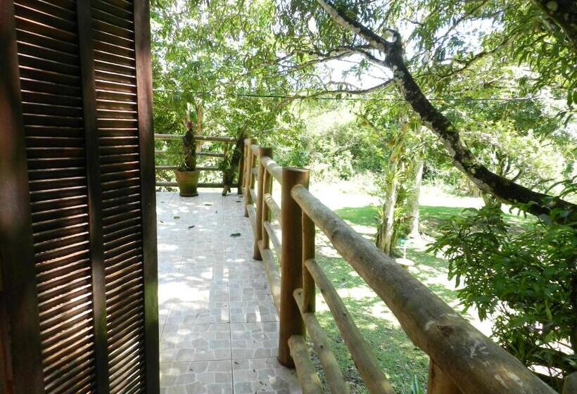 Четырехместный Номер Стандарт Вид на Сад, Paraty Paradiso