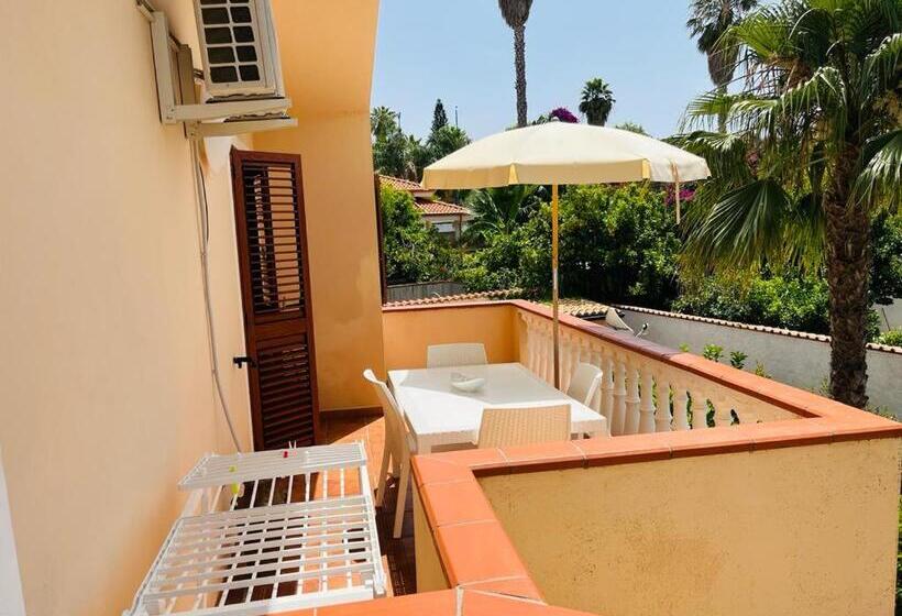 דירת שני חדרים, Villa Grazia