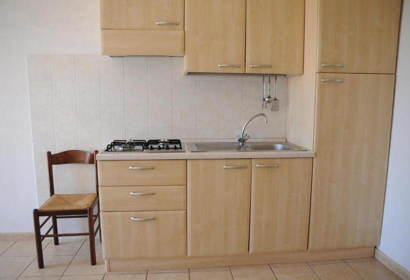 דירת שני חדרים, Villa Grazia