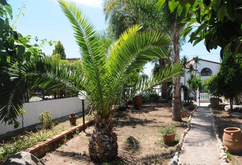 דירת שני חדרים, Villa Grazia