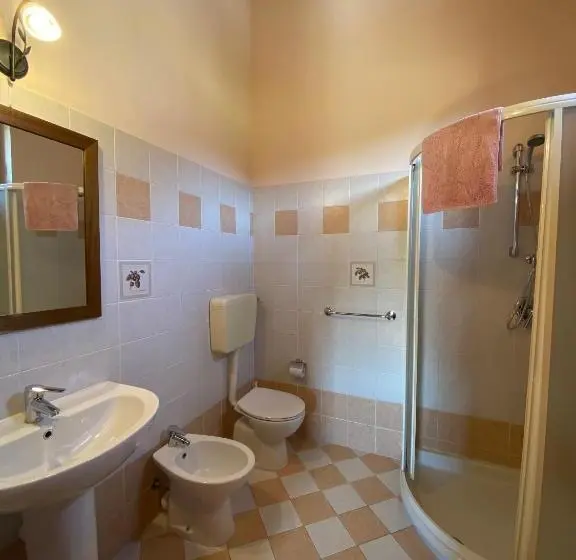 Standard Neljän Hengen Huone, Agriturismo Val