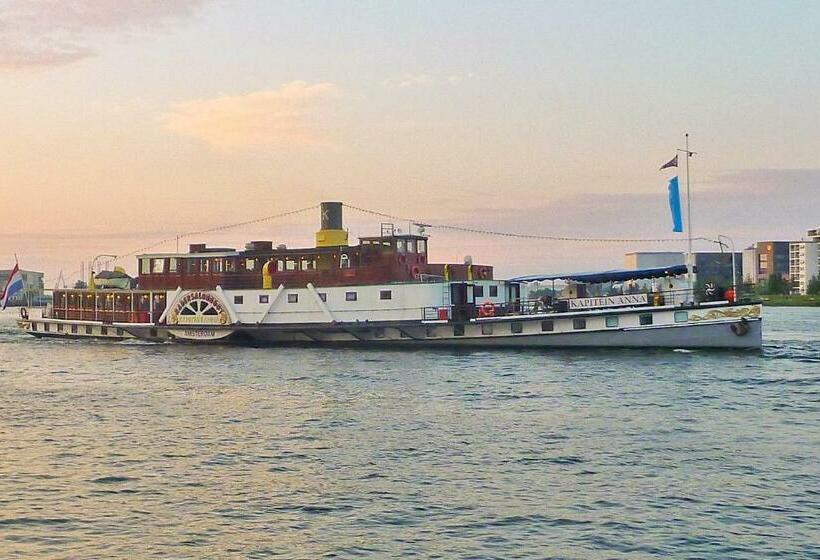 스탠다드 룸, Kapitein Anna