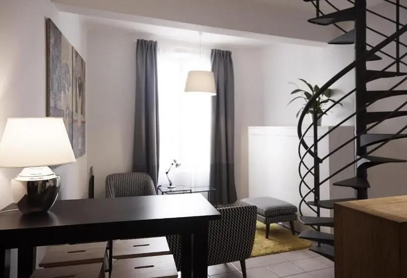 １ベッドルームドゥプレックスアパートメント, La Résidence Arles Centre