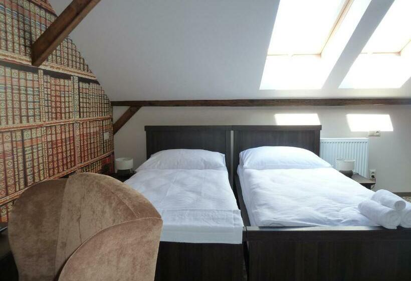 スタンダードシティビュールーム, Apartmány Na Bašte