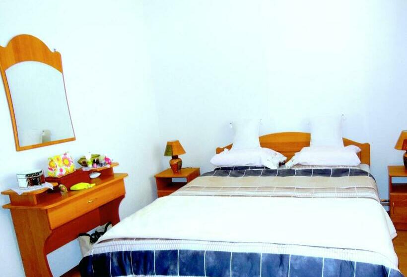 اتاق استاندارد با سرویس بهداشتی مشترک, Guesthouse Relax And Fly Sarajevo