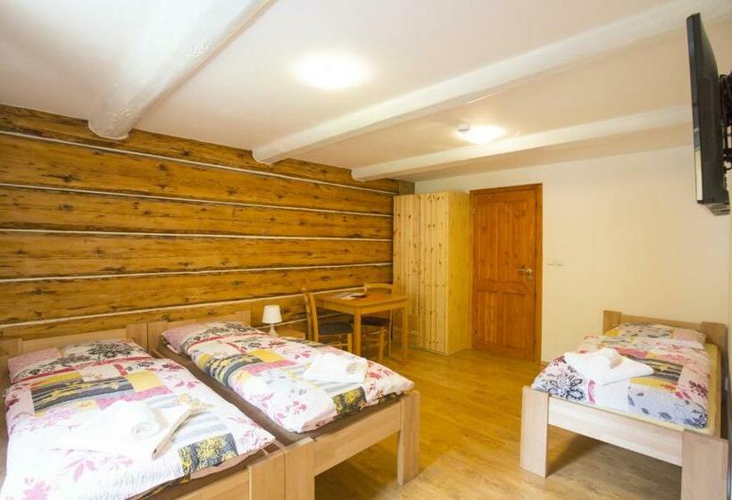 חדר סטנדרט לשלושה, Penzion U Vyhlídky