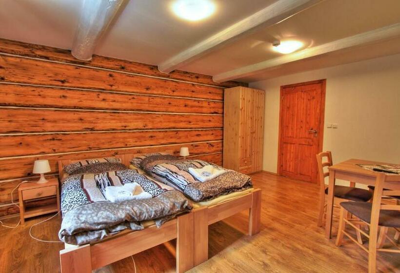 חדר סטנדרט לשלושה, Penzion U Vyhlídky