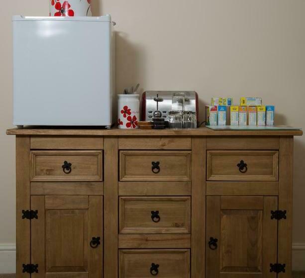 Номер Стандарт, The Albert