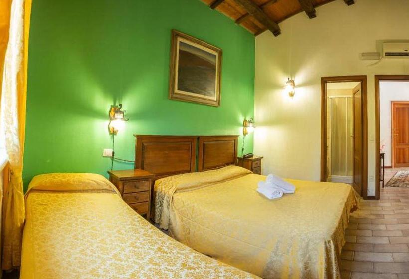 标准三人间, Country House Il Cascinale