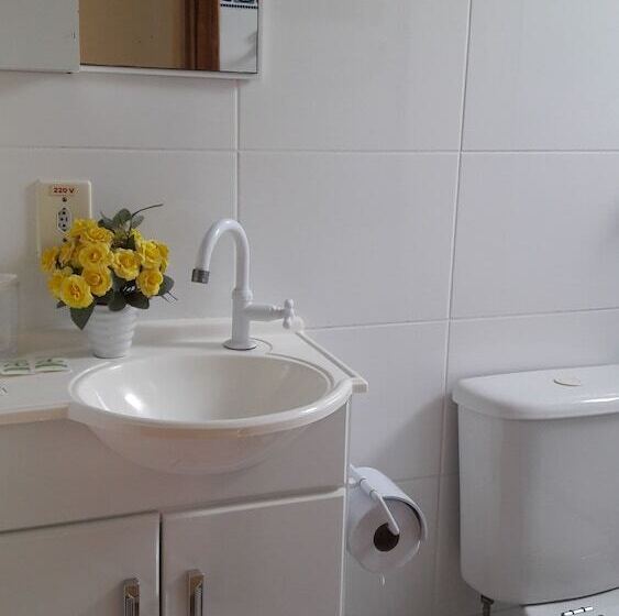 스탠다드 트리플 룸, Pousada Villa Virginia Guaruja