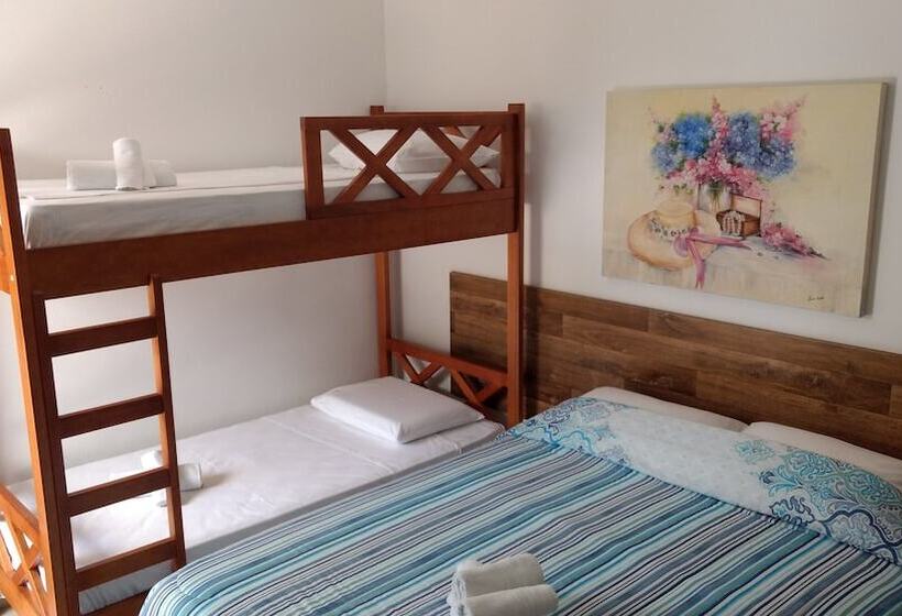 4인용 스탠다드 룸, Pousada Villa Virginia Guaruja