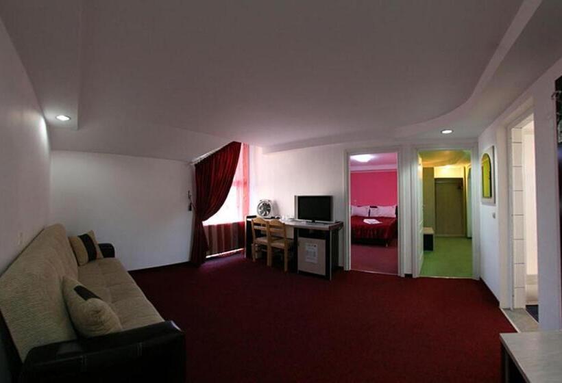 带2个卧室的套房, Pensiunea Soferul Norocos