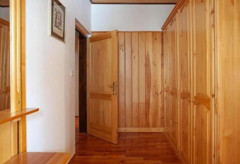 اتاق لوکس, Farmstay&glamping Visočnik