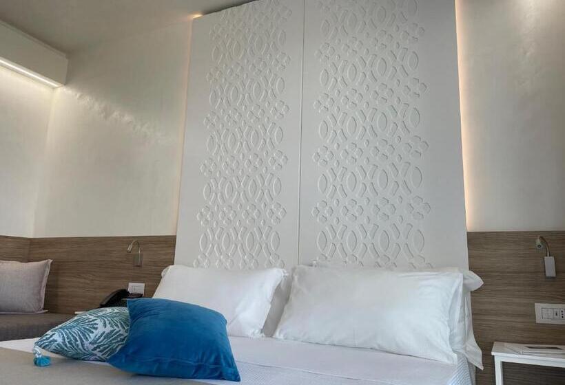 プールビューコンフォートルーム, Marelive   Cdshotels