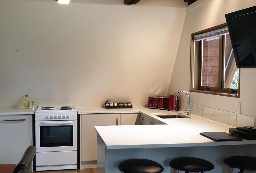 בקתת חדר, Mt Vernon