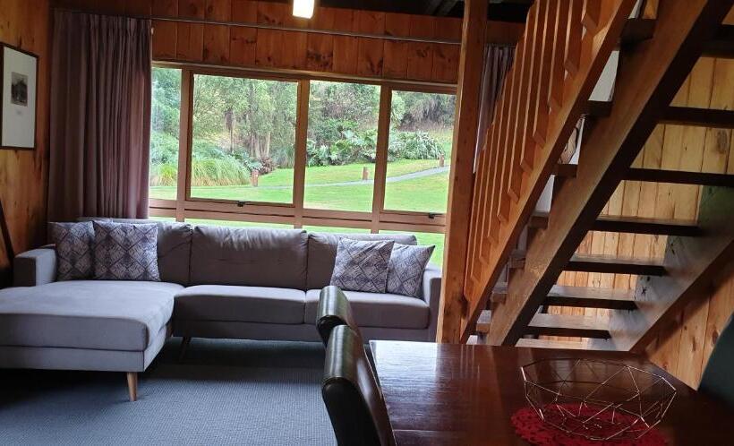 בקתת חדר, Mt Vernon