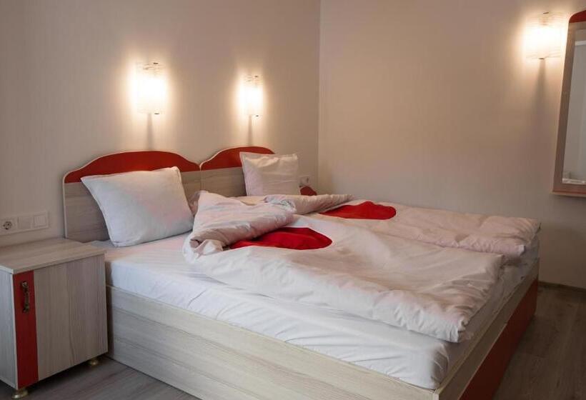 バルコニー付きデラックスルーム, Guest House Panorama