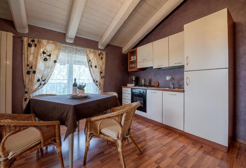 דירה בת חדר שינה 1 עם נוף, La Rosa Gialla Bio Apartments & Rooms