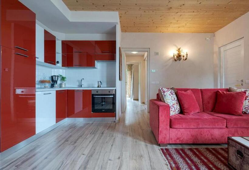 Апартаменты 1 Спальня Нижний Этаж, La Rosa Gialla Bio Apartments & Rooms