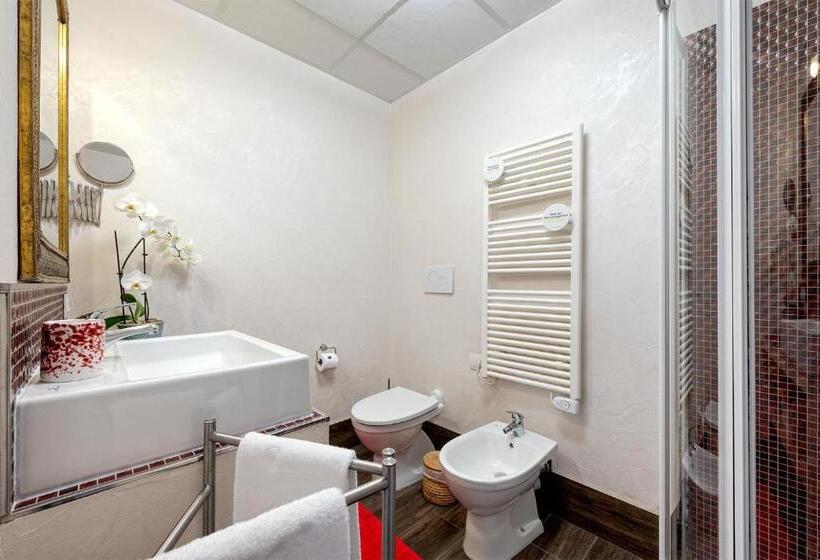 דירת חדר בקומת קרקע, La Rosa Gialla Bio Apartments & Rooms