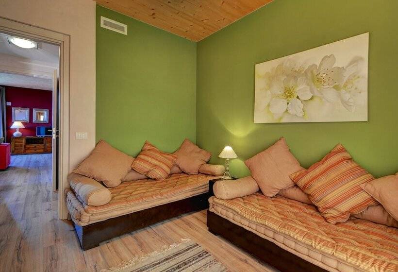 Апартаменты 1 Спальня, La Rosa Gialla Bio Apartments & Rooms