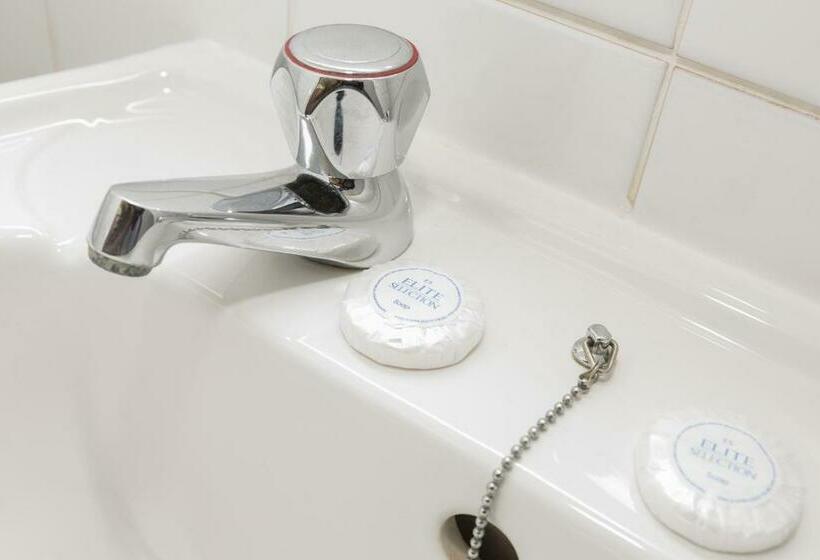 חדר סטנדרט יחיד, Southend Guest House   Close To Beach, Train Station & Southend Airport