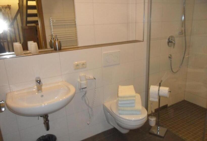 이코노미 룸, Berggasthof Pechhäusl