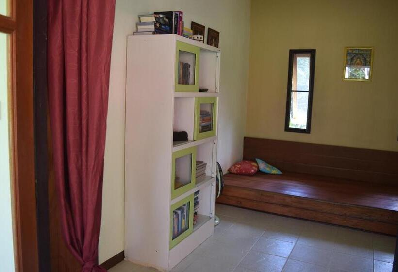 ファミリールーム, Manora Garden