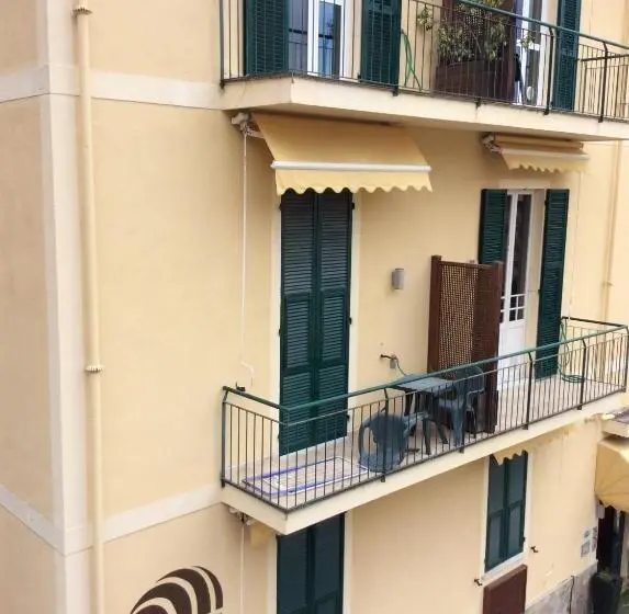 استودیوی استاندارد با چشم‌انداز دریا, Residence Conchiglia Apart