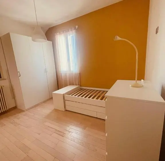 سوییت با چشم‌انداز دریا, Residence Conchiglia Apart