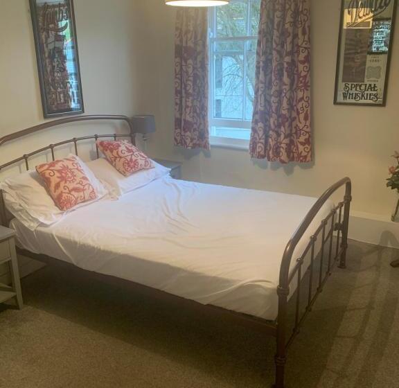 غرفة قياسية, The Ship Inn Fowey