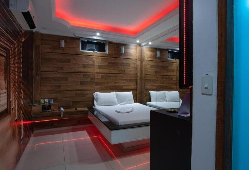 غرفة كلاسيكية, Motel Fantasy 2