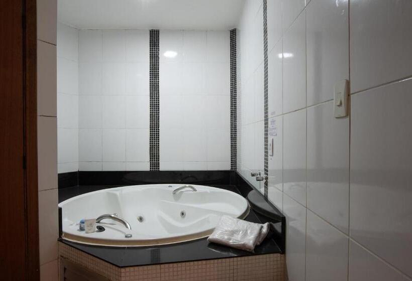 غرفة ديلوكس, Motel Fantasy 2