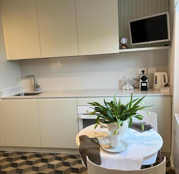 آپارتمان 1 خوابه, About Italy Holiday Rooms And Apartments