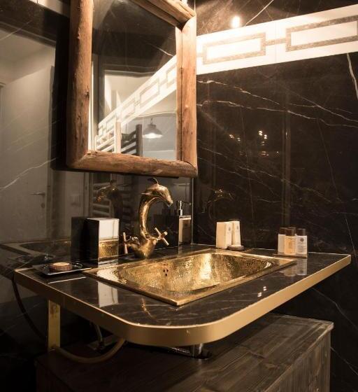 استودیوی استاندارد, About Italy Holiday Rooms And Apartments