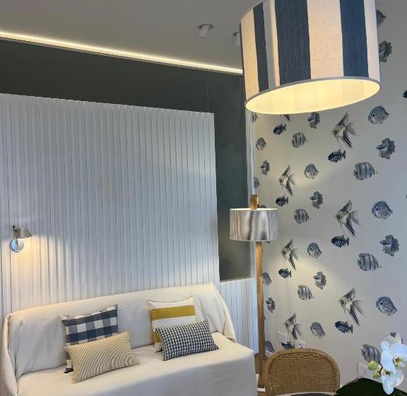 آپارتمان 1 خوابه همکف, About Italy Holiday Rooms And Apartments