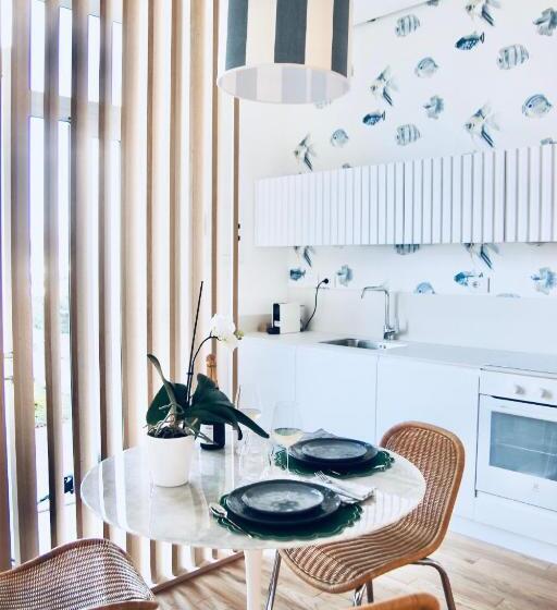 آپارتمان 1 خوابه همکف, About Italy Holiday Rooms And Apartments