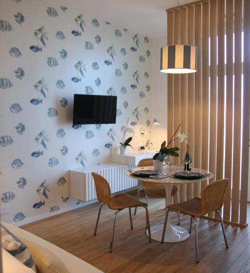 آپارتمان 1 خوابه همکف, About Italy Holiday Rooms And Apartments