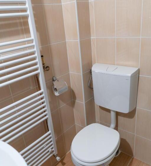 اتاق استاندارد سه نفره, Panorama Guesthouse